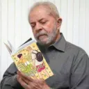 lula lendo heartstopper 