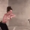 beats up