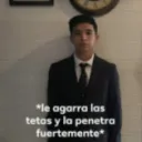 la penetra fuertemente